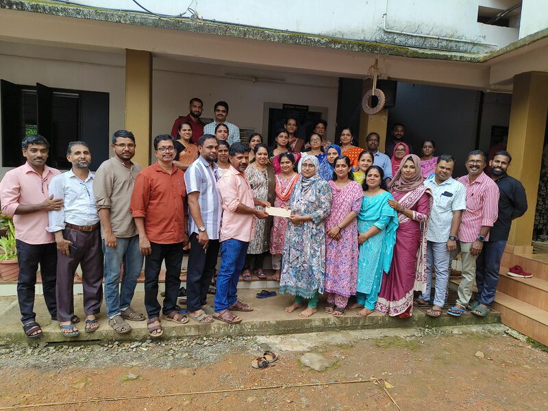 പ്രമാണം:48134 yathra2.jpg