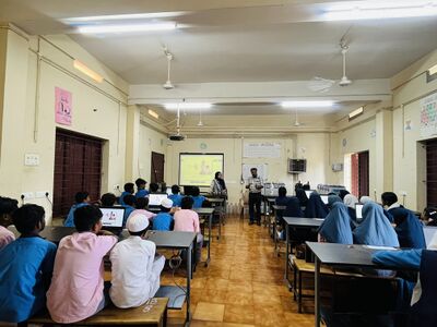 ഇ ക്യൂബ് ഇംഗ്ലീഷ് - ജി എം യു പി എസ് ചേറൂർ