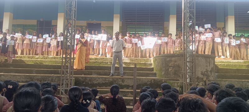 പ്രമാണം:20007 evironmental day special assembly.jpg