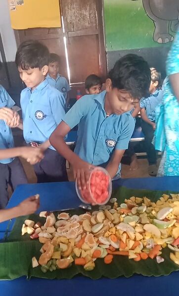 പ്രമാണം:20601 fruit salad 1.jpg