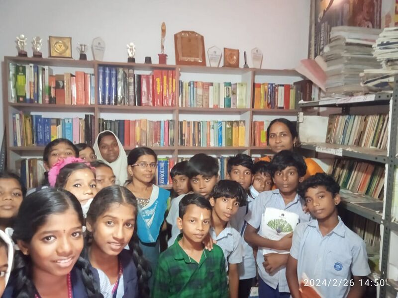 പ്രമാണം:24357 Library3.jpg