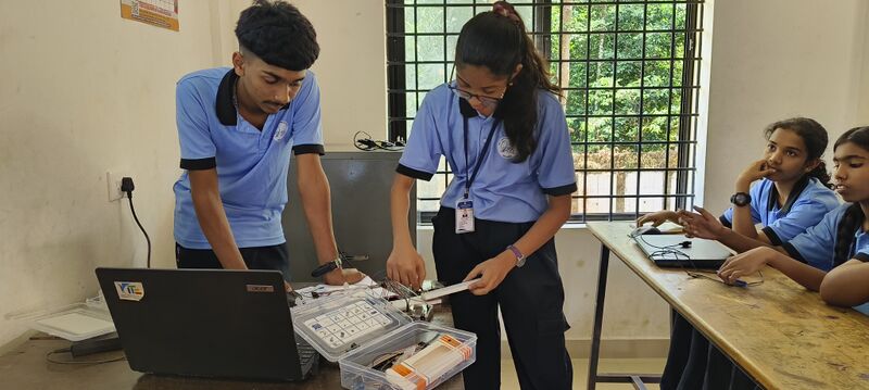 പ്രമാണം:25082 FDS2.jpg