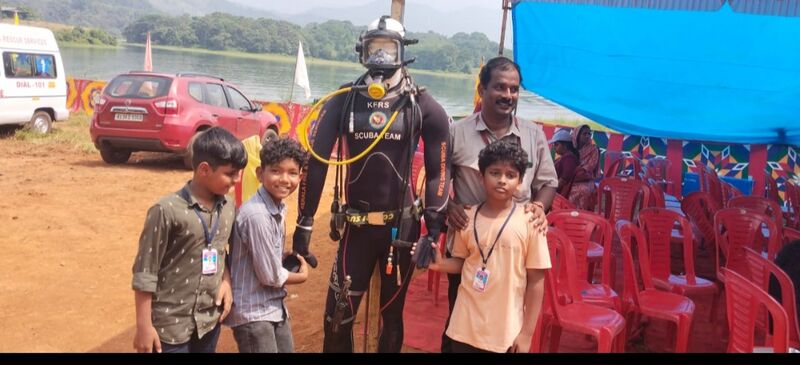 പ്രമാണം:29228 SCO5.jpg