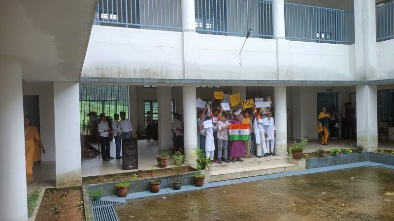 പ്രമാണം:32501 Independence day 1.jpg