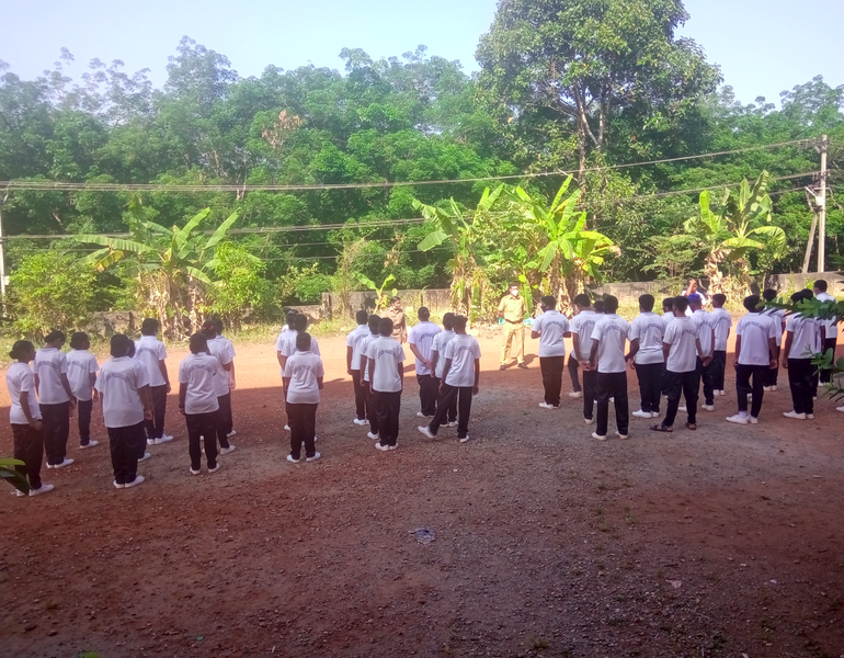 പ്രമാണം:42040spc p1.png