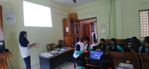 42042 ROBOTICS CLASS01.jpg