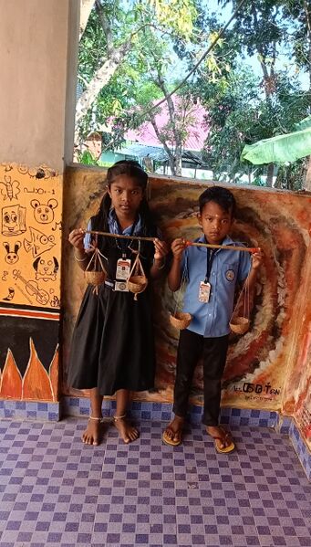 പ്രമാണം:42408 maths club.jpg