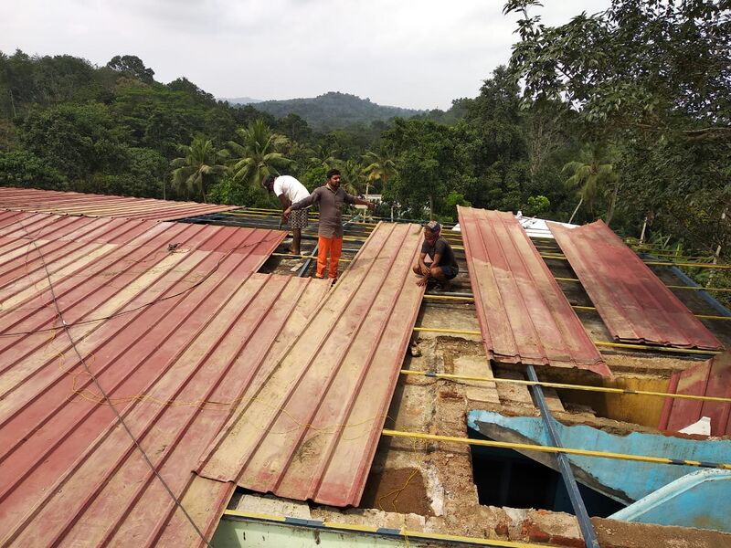 പ്രമാണം:44066 roof2.jpeg