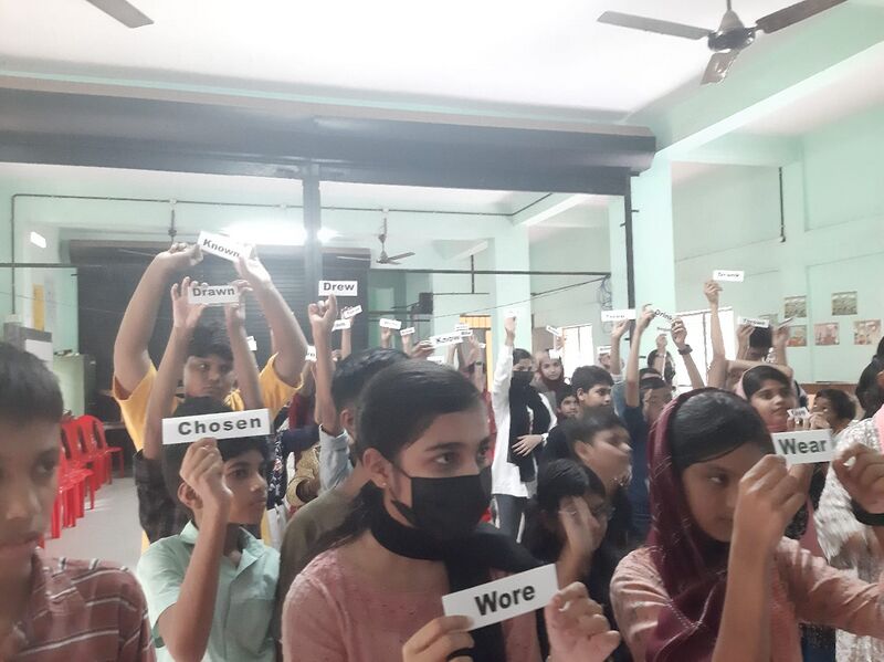 പ്രമാണം:48253 fun with english 2.jpeg