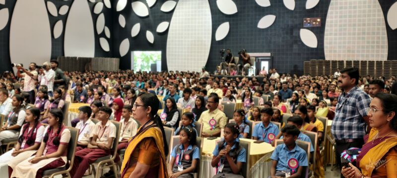 പ്രമാണം:HV Reality Show TVM13.jpeg