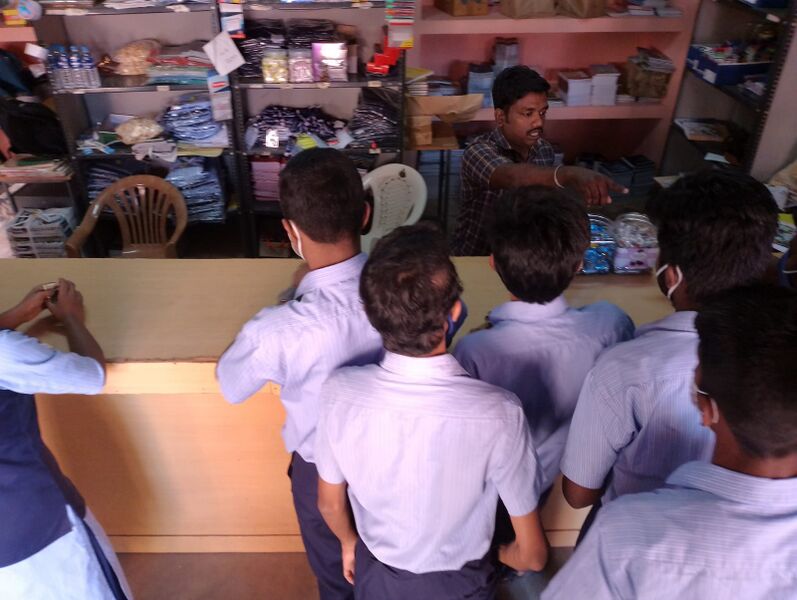 പ്രമാണം:SMS3 43034.jpeg