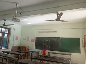 01128-HIGHTECH-CLASSROOM.jpg