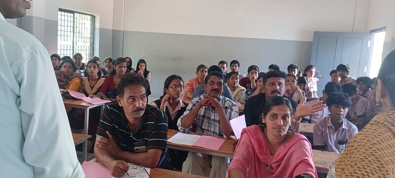 പ്രമാണം:12027 cpta 10th std1.jpg