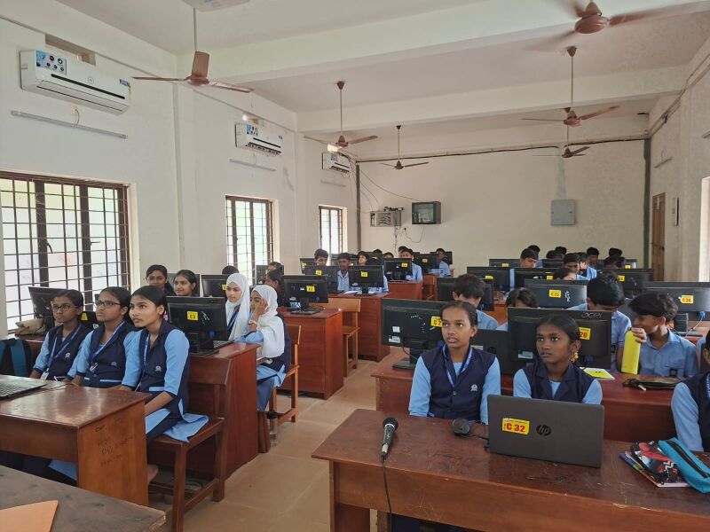 പ്രമാണം:13086 LKPRELIMINARY CAMP 1.jpg