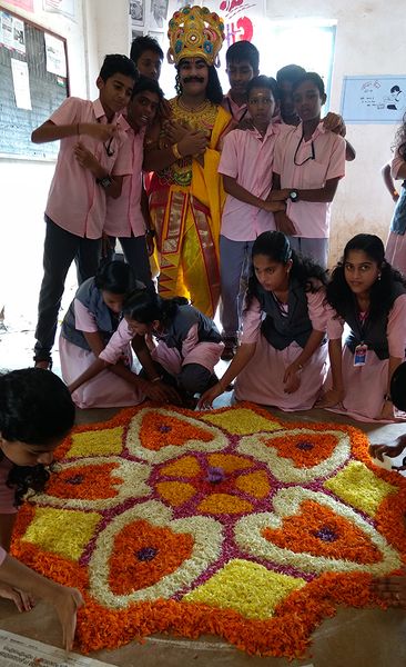 പ്രമാണം:13121 onam2017 1.jpg