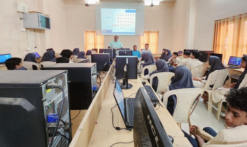 പ്രമാണം:18098 school camp 24(3).jpg