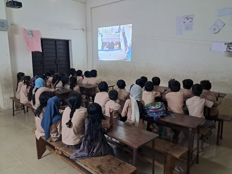 പ്രമാണം:19345 Hitech Presentation3.jpeg