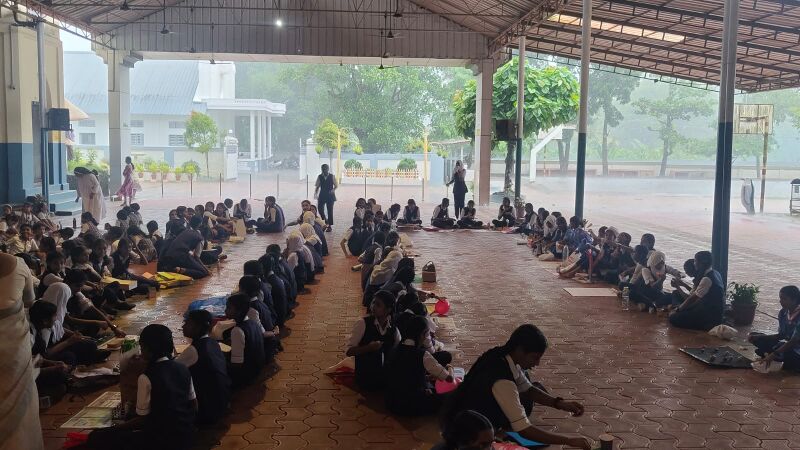 പ്രമാണം:25036 science fair.jpg