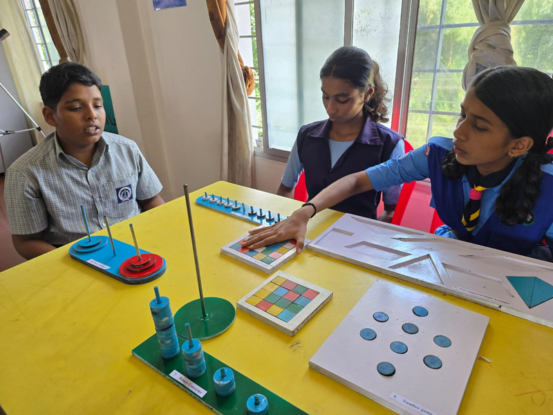 പ്രമാണം:25068 maths lab1.png