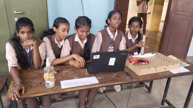 പ്രമാണം:36064 Robo6.jpg