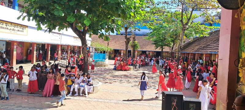 പ്രമാണം:42653-GUPS Vithura.jpeg