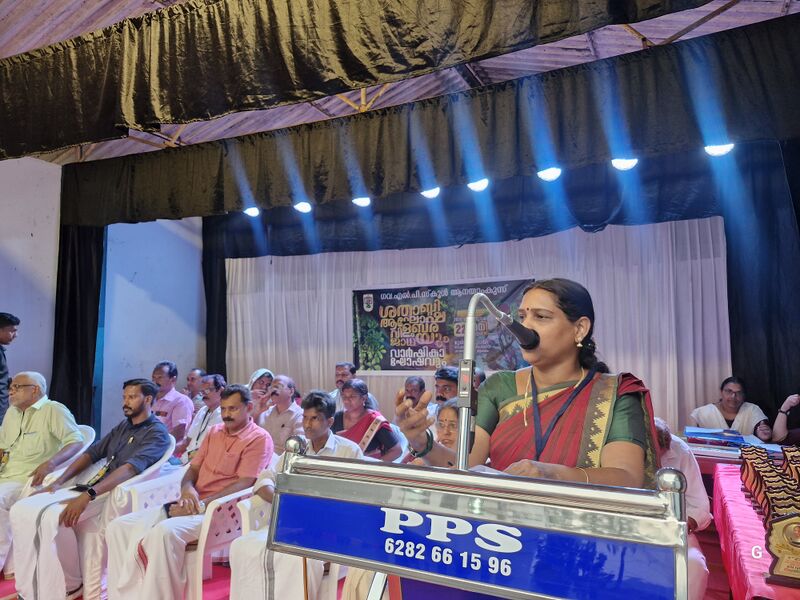 പ്രമാണം:47318 shathapoornima 4.jpg