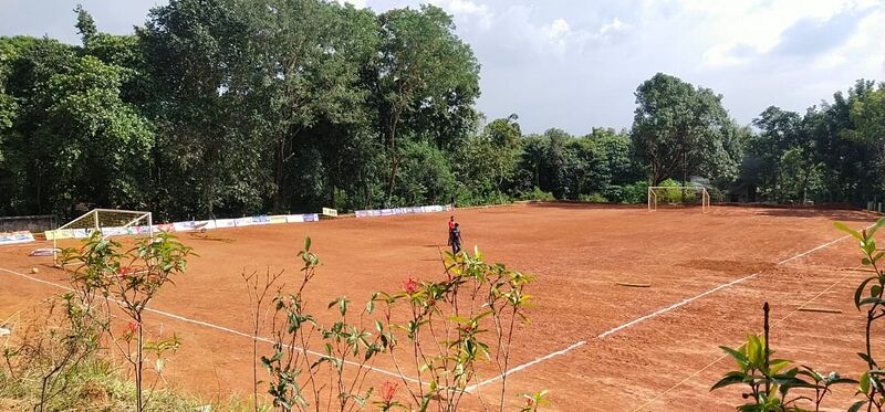 പ്രമാണം:48554 playground1.jpg