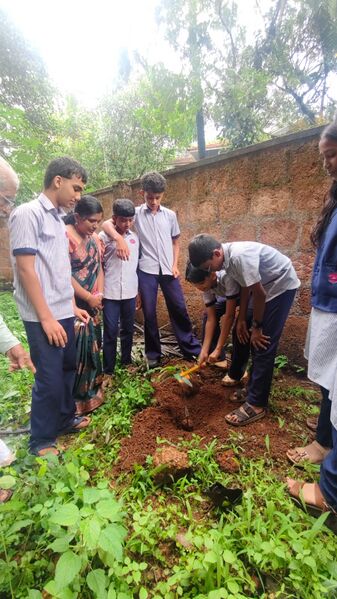 പ്രമാണം:124aed44-11c0-4221-8275-326d964e8129.jpg