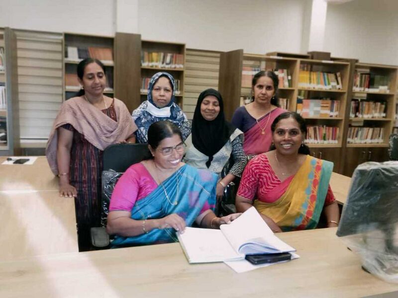 പ്രമാണം:18026 library.jpeg