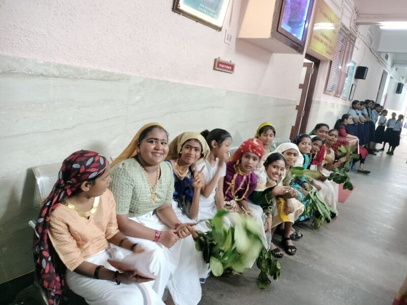 പ്രമാണം:26084 2025-26 bashir day.jpg