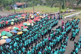 പ്രദിക്ഷണം അവസാനിക്കുന്നതിനിടയിൽ