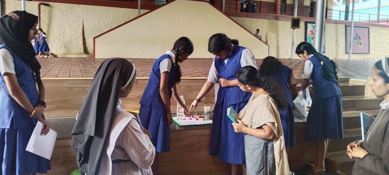 പ്രമാണം:29040-Science Mela-2.jpg