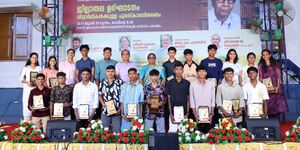 35056 meritday1.jpeg