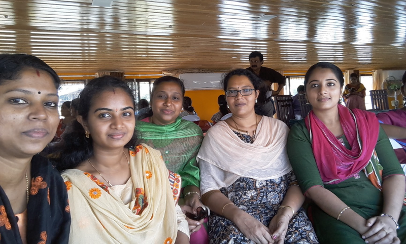 പ്രമാണം:40001 Teacher Tour 03.png