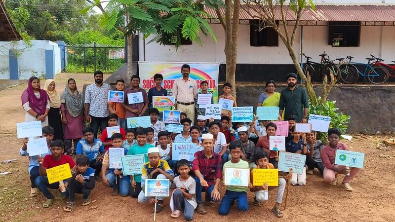 പ്രമാണം:41050 Hiroshima day.jpg