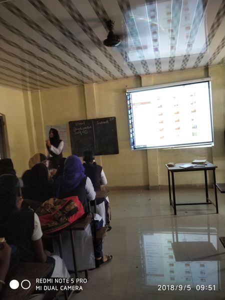 പ്രമാണം:Teachers day celebration at KPMHSS.jpg