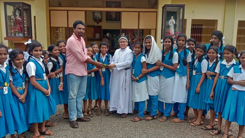 പ്രമാണം:Vithu.jpg