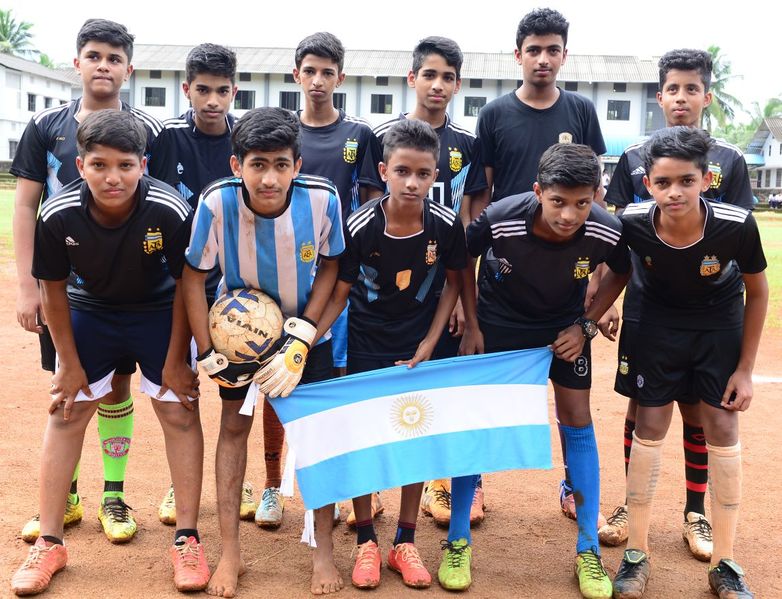 പ്രമാണം:Worldcup 2.jpg