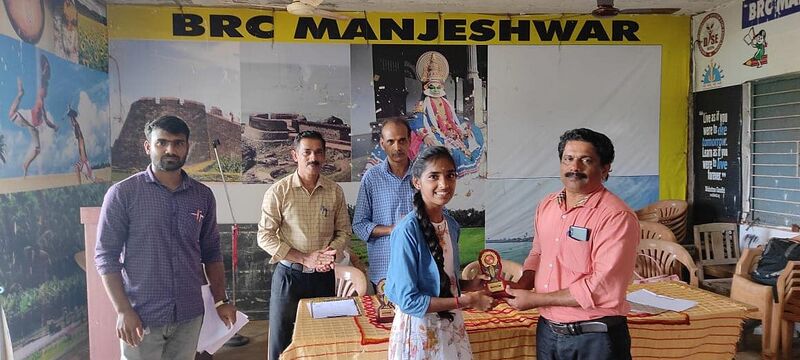 പ്രമാണം:11051ACH PAPERPRESENTATION1.jpg