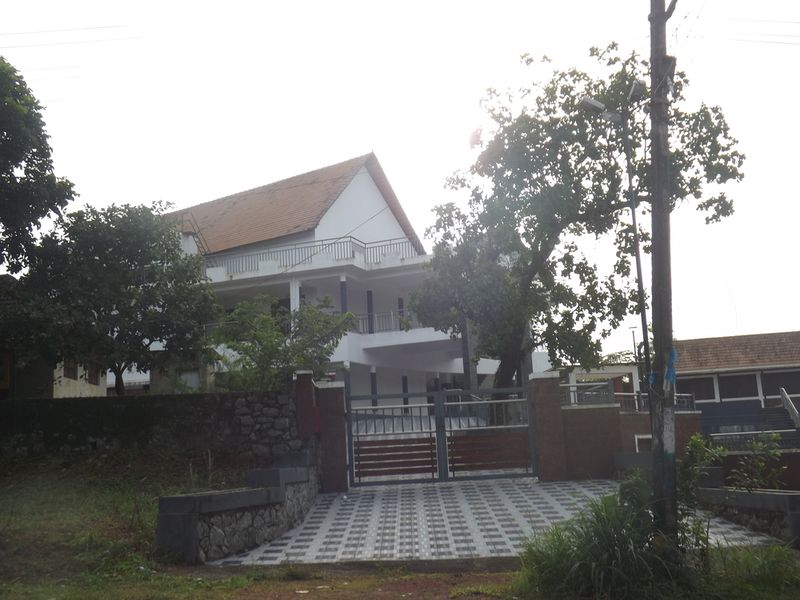 പ്രമാണം:12060 2018 004.resized.JPG