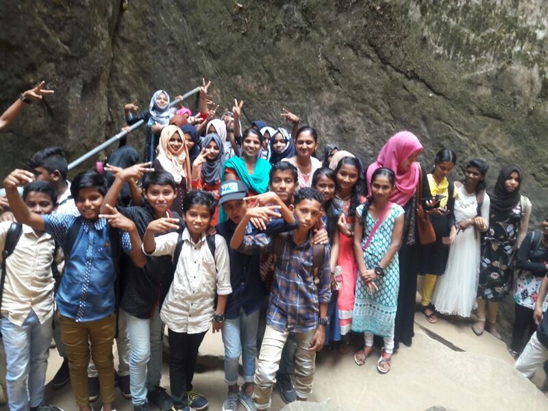 പ്രമാണം:13055 305.jpg