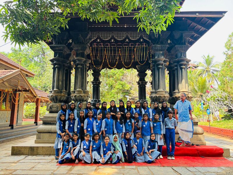 പ്രമാണം:20062 thunjanparamb4.jpg