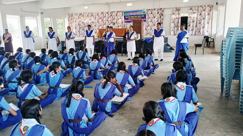 പ്രമാണം:21060 khs dwithiya sopan1.jpg