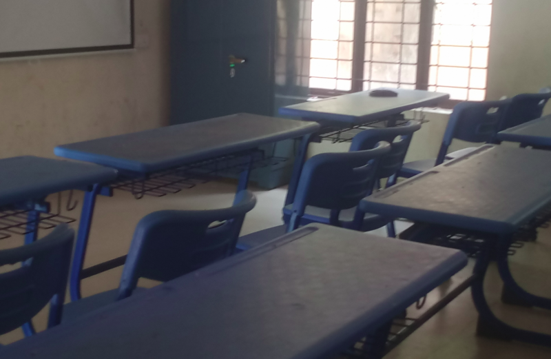 പ്രമാണം:24059 ICT class room.png