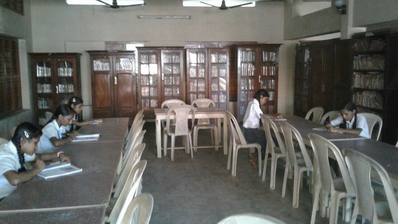 പ്രമാണം:26038 library.jpg