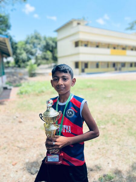 പ്രമാണം:35026 s257.jpg