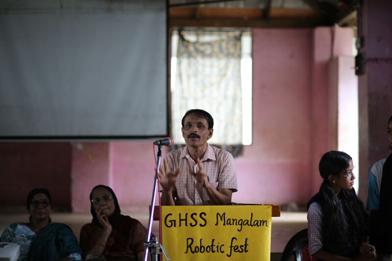 പ്രമാണം:4.35041 GHSS MANGALAM.jpg