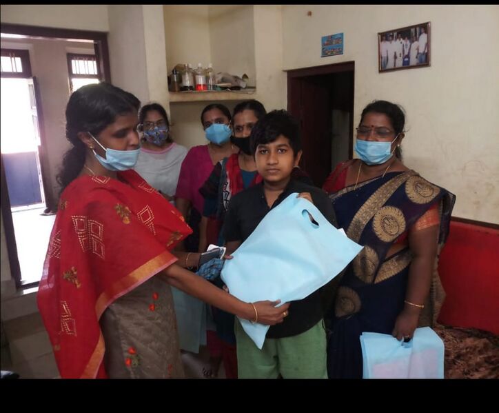 പ്രമാണം:44243 lab@home1.jpg