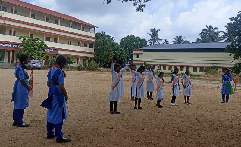 പ്രമാണം:46057 indep.jpg