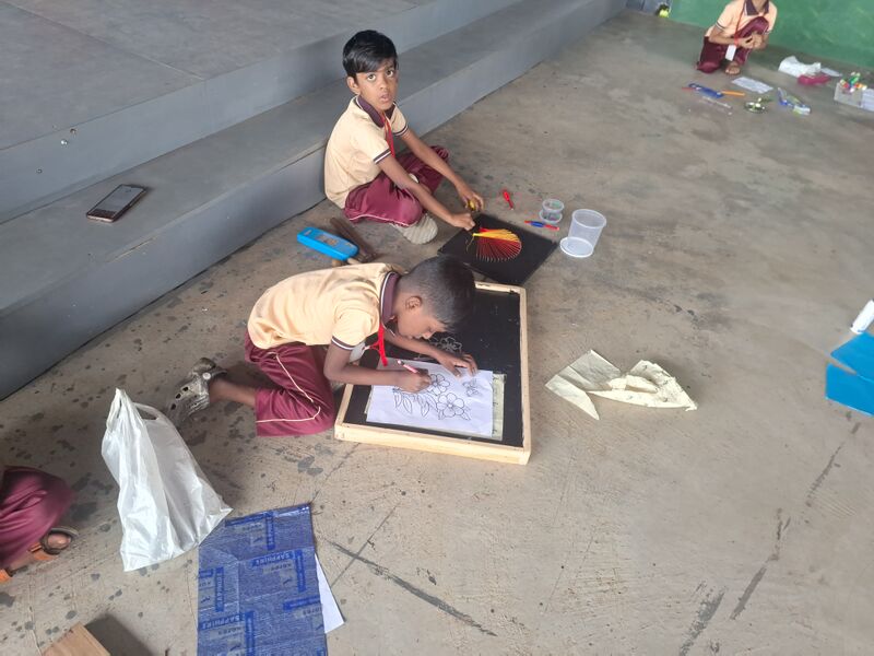 പ്രമാണം:School 22233 workexperience.jpg